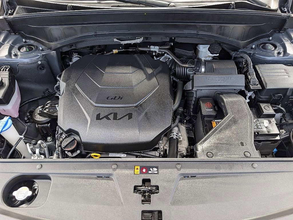 Used 2025 Kia Telluride S image 17