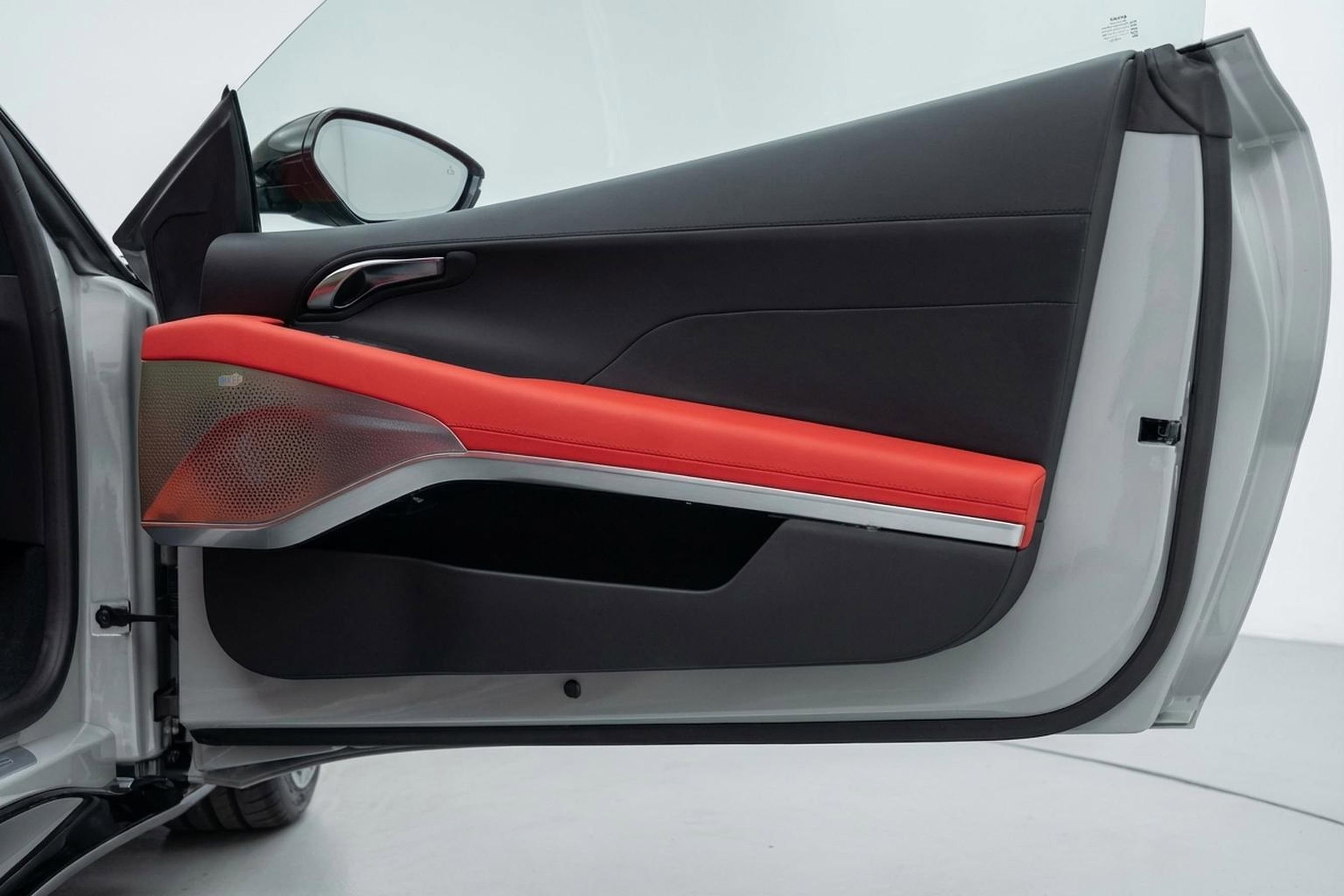 Used 2025 Lotus Emira image 15