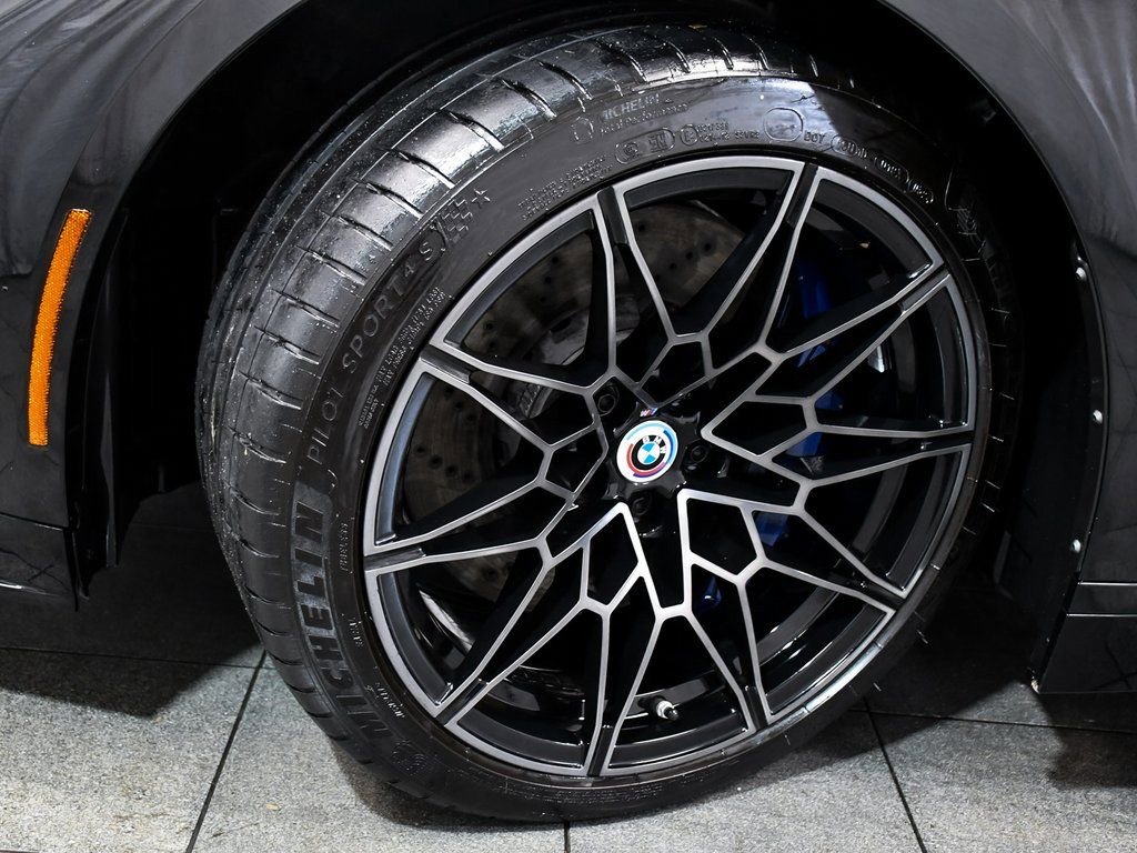 Used 2023 BMW M4 Competition w/ Executive Package image 7