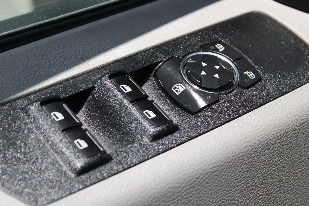 Used 2017 Ford F450 XL w/ Power Equipment Group image 16