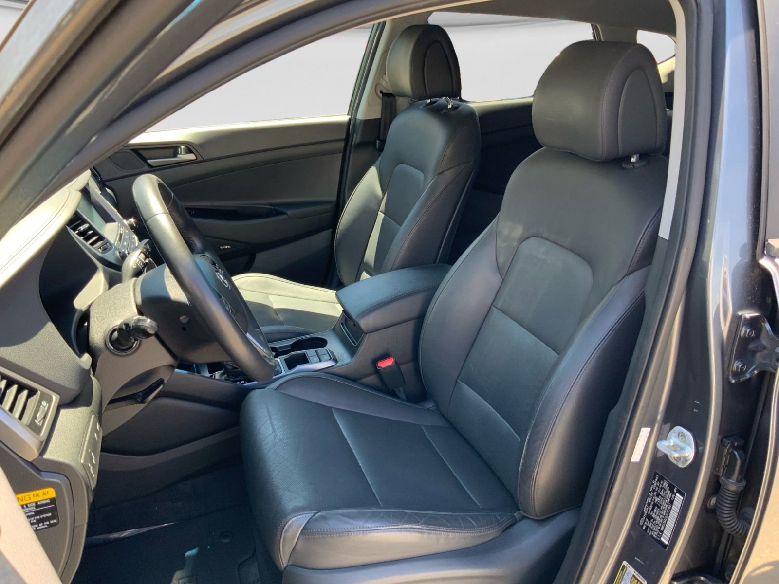 Used 2018 Hyundai Tucson Limited FWD image 16