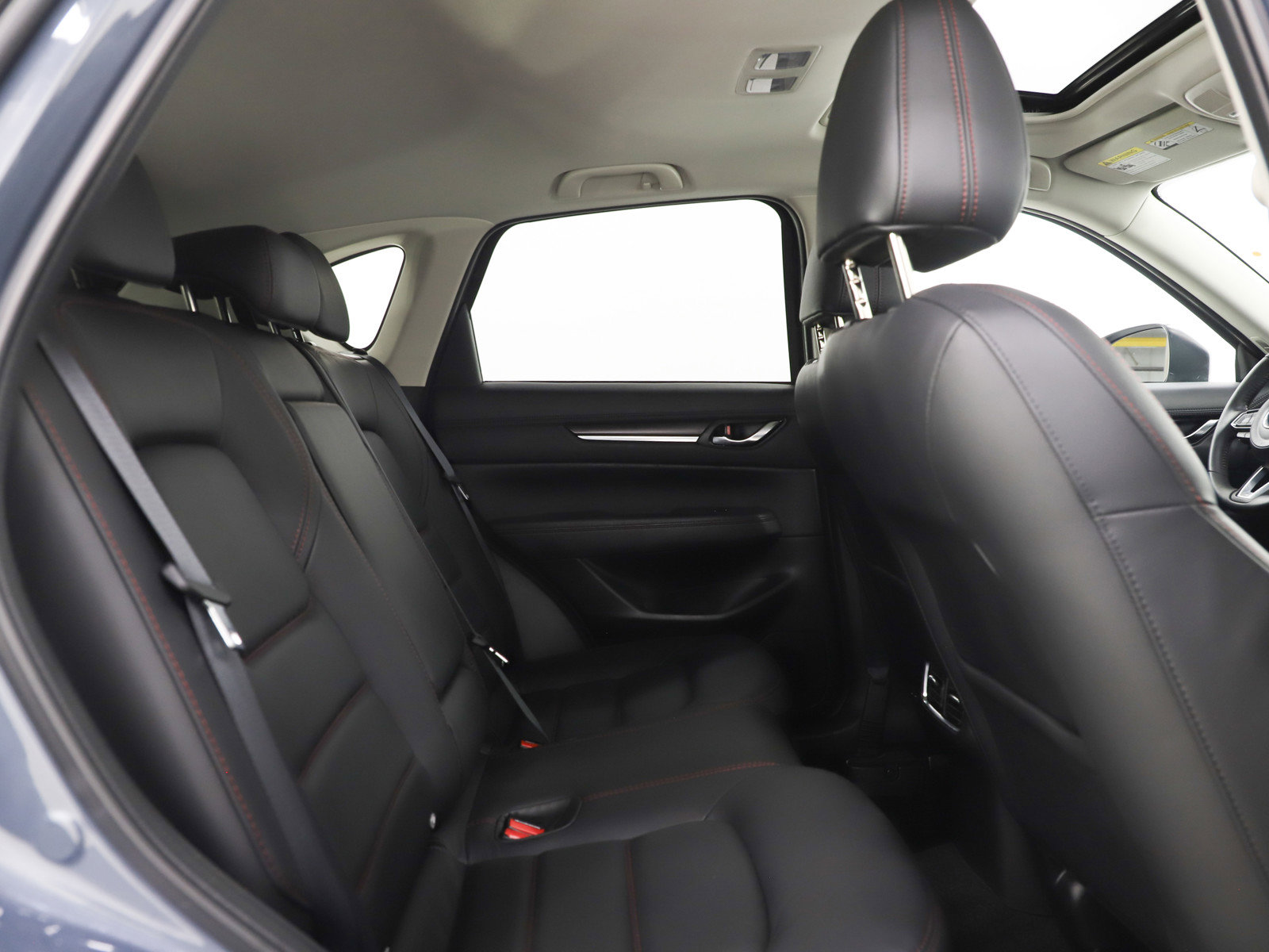 Used 2023 MAZDA CX-5 Carbon Edition image 13