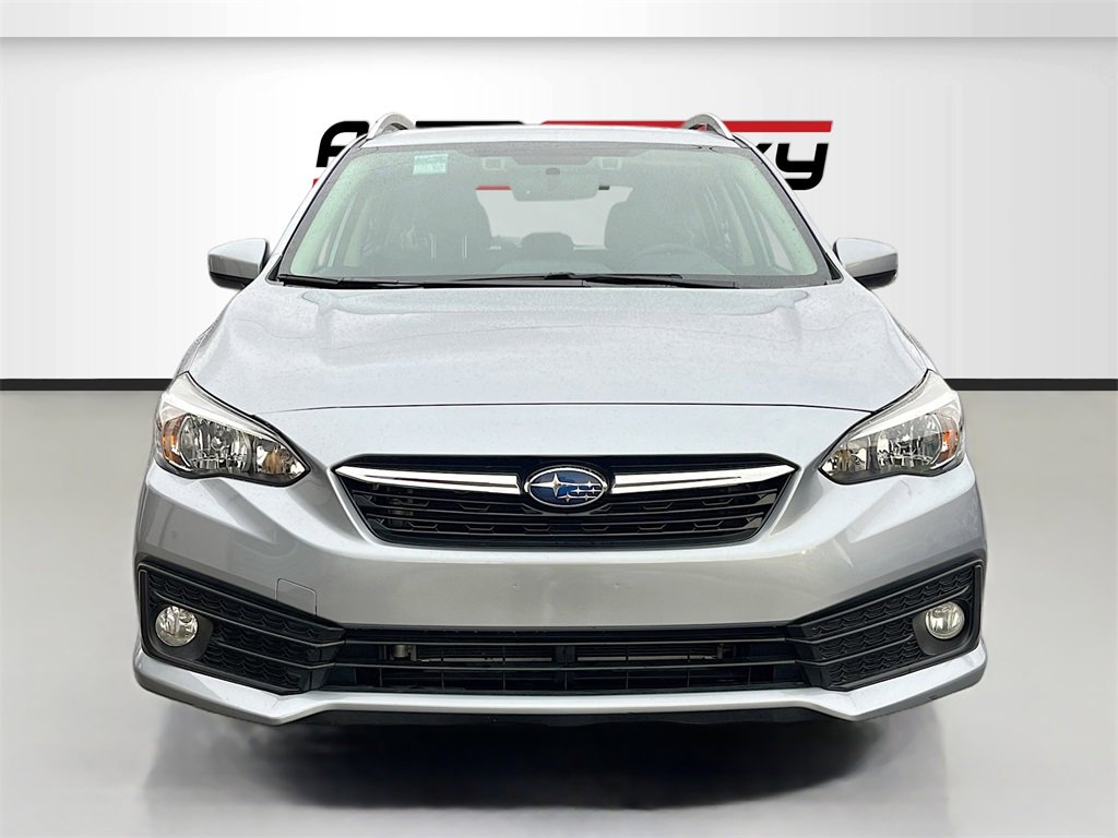 Used 2023 Subaru Impreza Premium image 2
