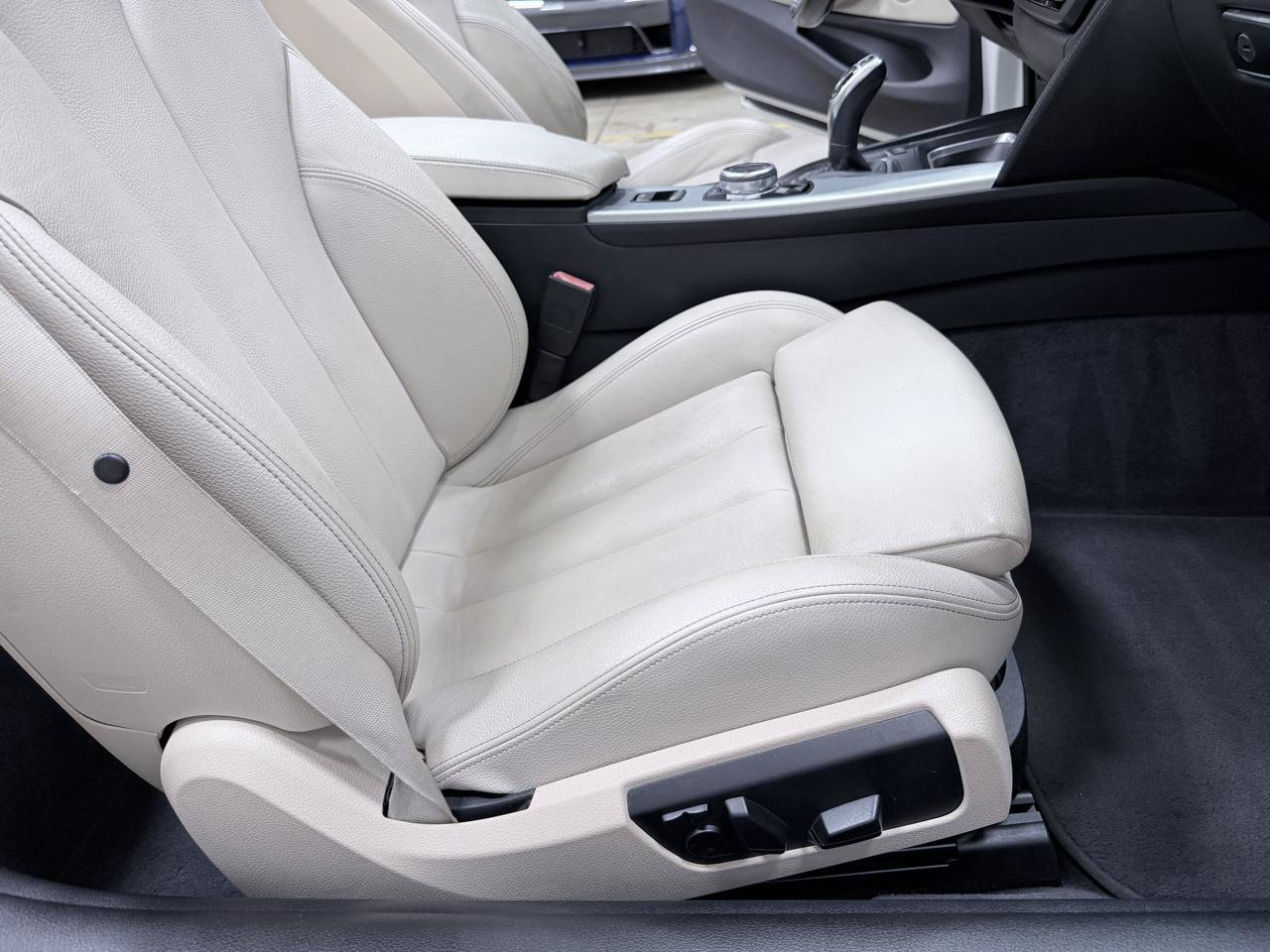Used 2015 BMW 435i Convertible RWD image 31