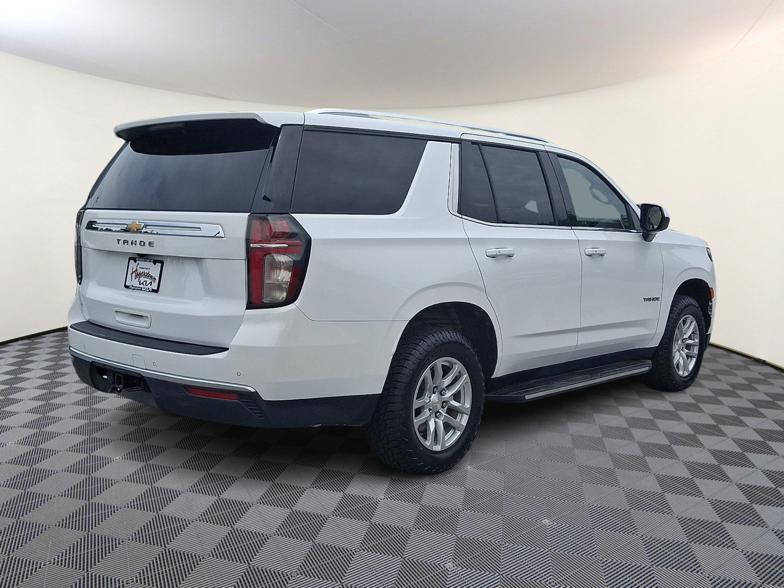 Used 2022 Chevrolet Tahoe LS AWD/4WD image 6