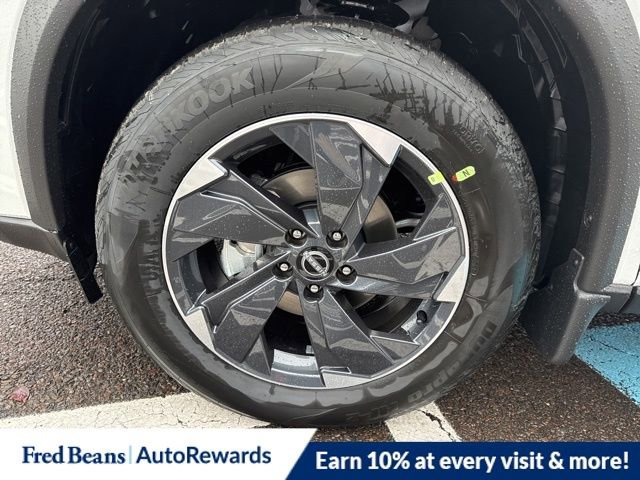 New 2026 Nissan Rogue SV w/ SV Premium Package image 11