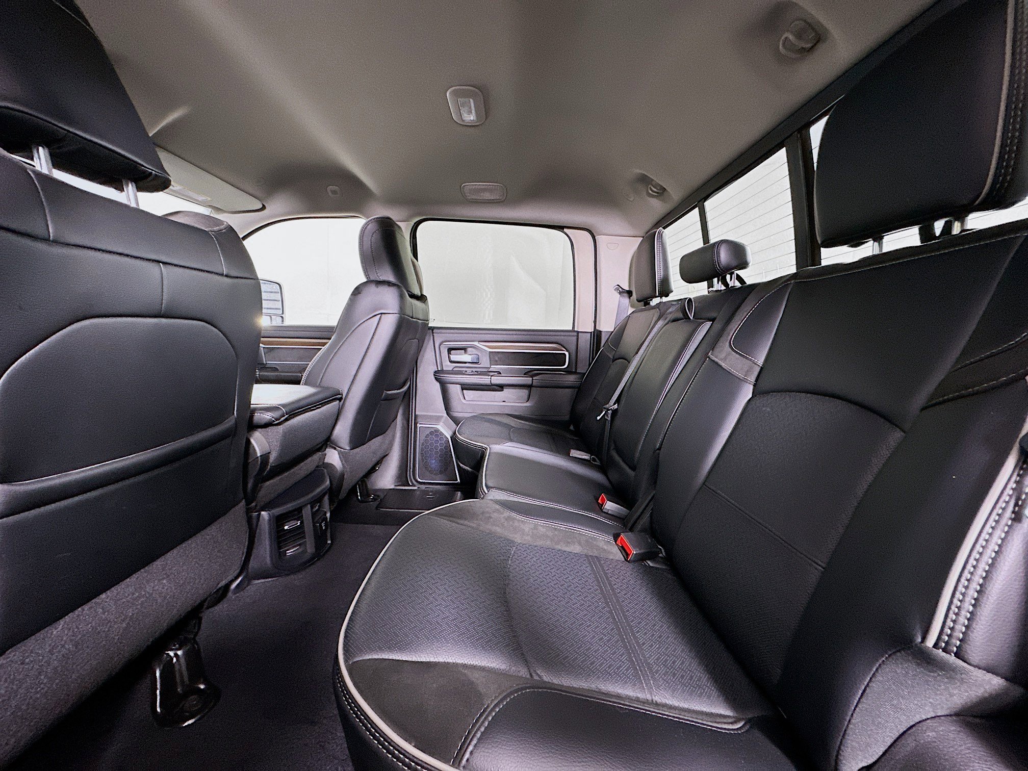 Used 2024 RAM 2500 Laramie image 28