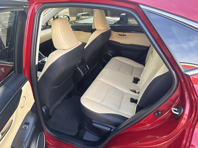 Used 2018 Lexus NX 300h AWD w/ Comfort Package image 18