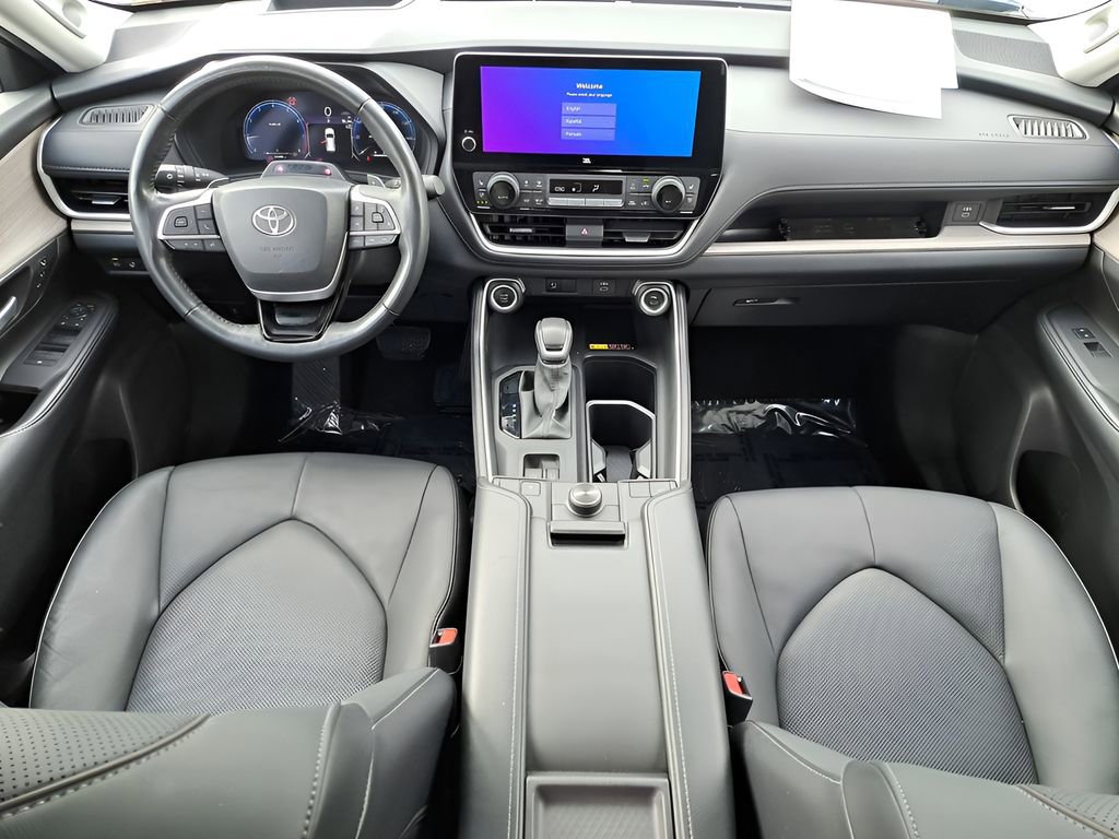 Certified 2024 Toyota Grand Highlander Platinum image 12