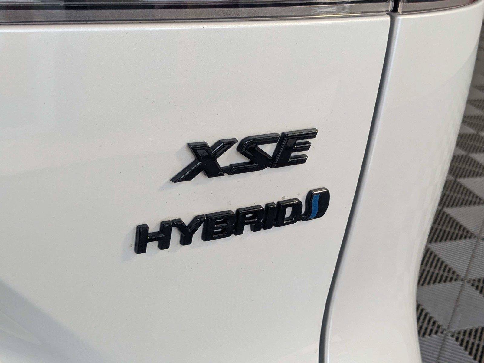 Used 2024 Toyota Corolla Cross AWD Hybrid w/ Convenience Package image 6