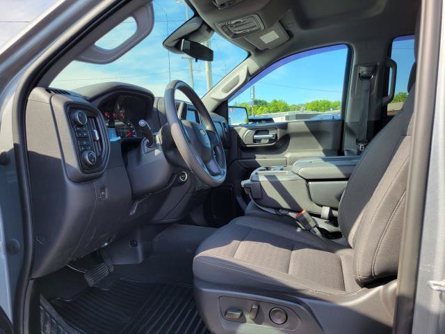 Used 2023 Chevrolet Silverado 1500 Custom AWD/4WD image 8