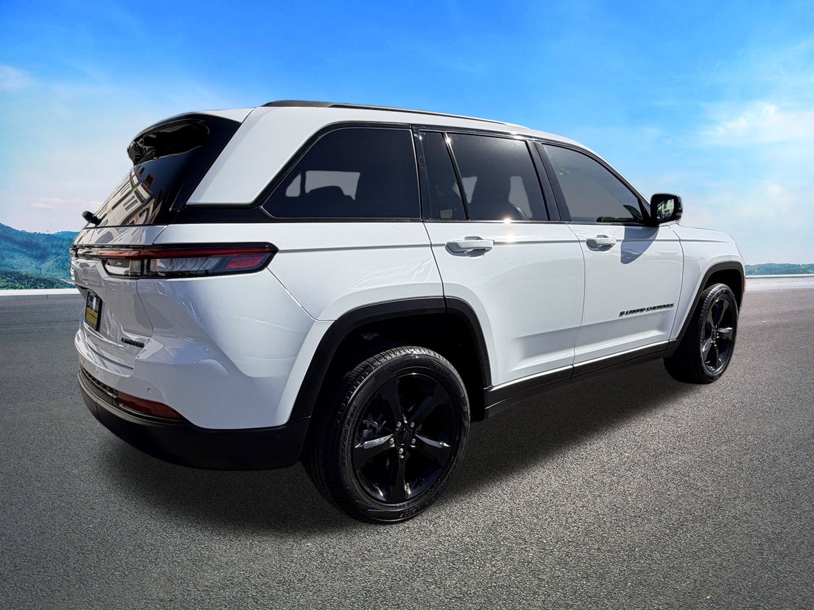 Used 2023 Jeep Grand Cherokee Limited w/ Luxury Tech Group II RWD image 11