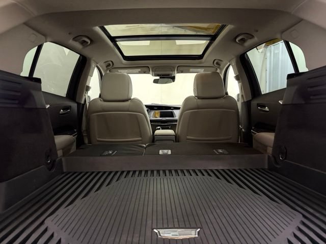 Used 2023 Cadillac XT4 Premium Luxury w/ Technology Package AWD/4WD image 15
