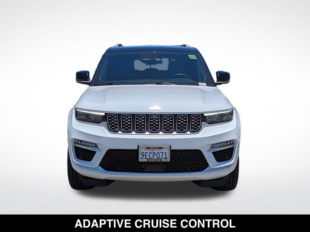 Certified 2022 Jeep Grand Cherokee Summit w/ Luxury Tech Group V RWD image 4