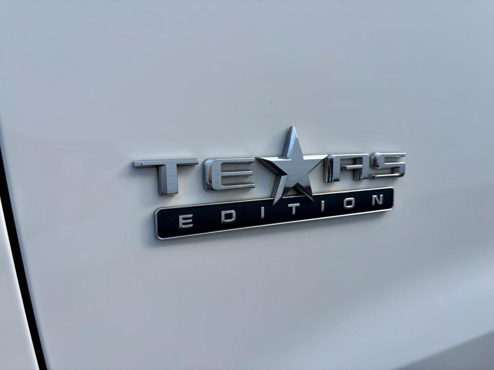 Used 2020 Chevrolet Silverado 1500 RST w/ Texas Edition AWD/4WD image 39