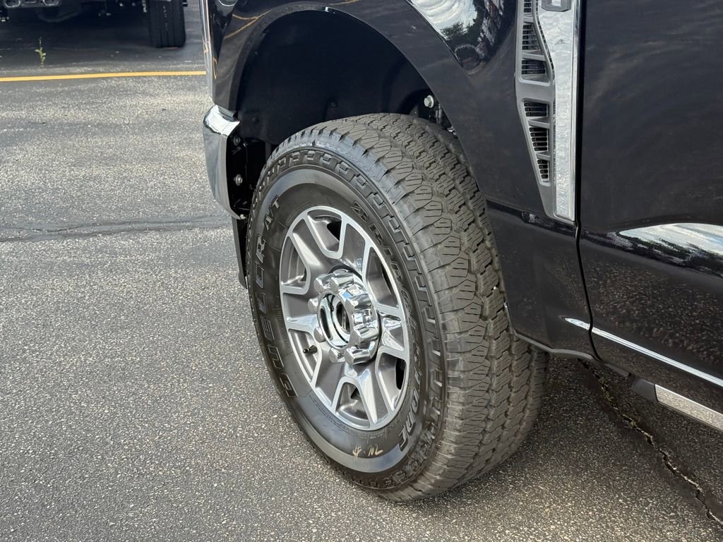 New 2026 Ford F350 Lariat image 12