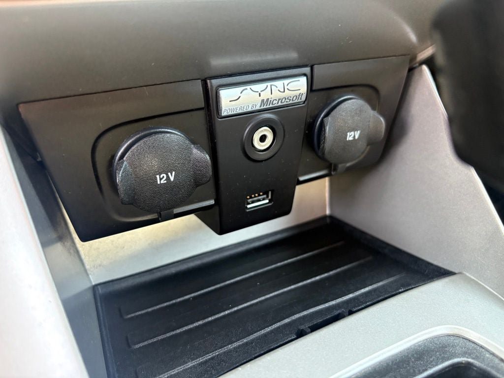 Used 2009 Ford Focus SEL FWD image 24
