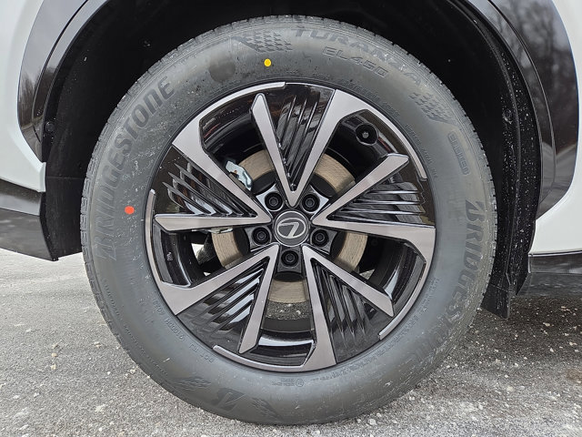 New 2026 Lexus RZ 450e AWD image 5