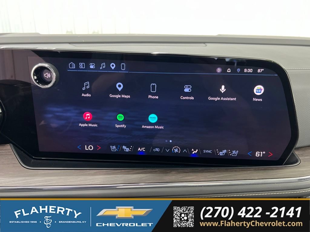 Used 2026 Chevrolet Suburban Premier AWD/4WD image 31