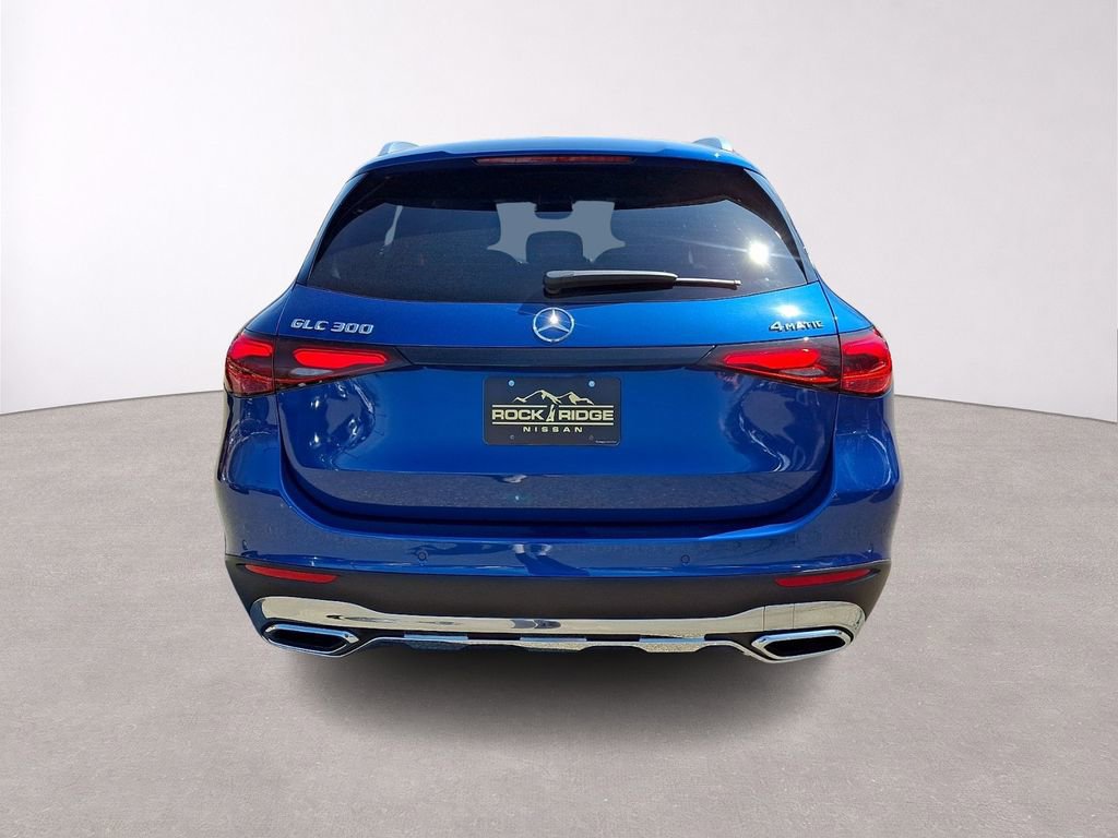 Used 2025 Mercedes-Benz GLC 300 4MATIC image 6