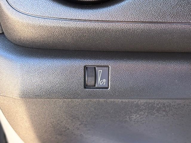 Used 2024 Chevrolet Colorado W/T image 31