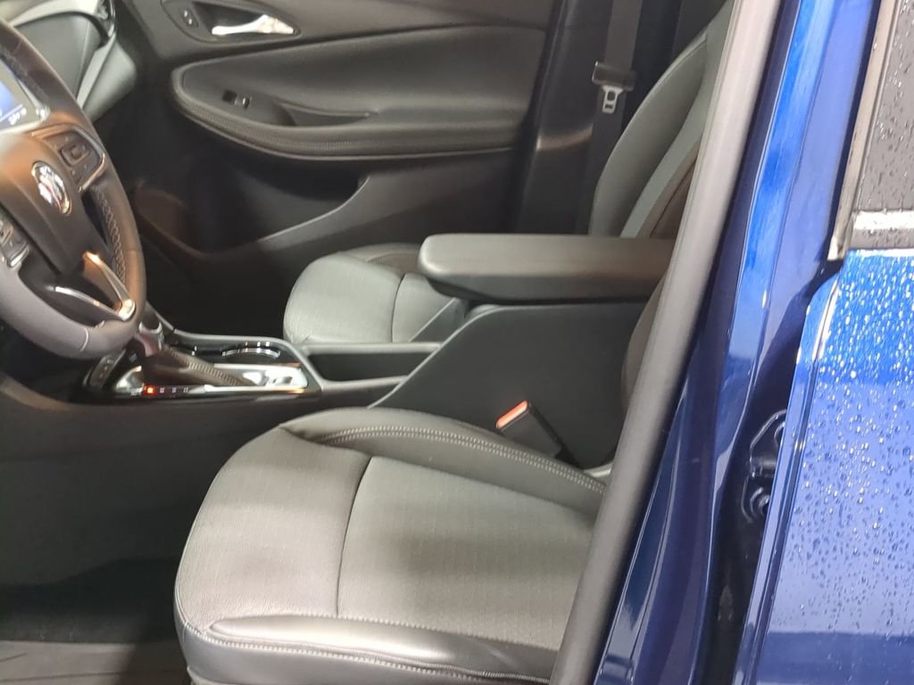 Used 2023 Buick Encore GX Preferred w/ Cold Weather Comfort Package AWD/4WD image 16