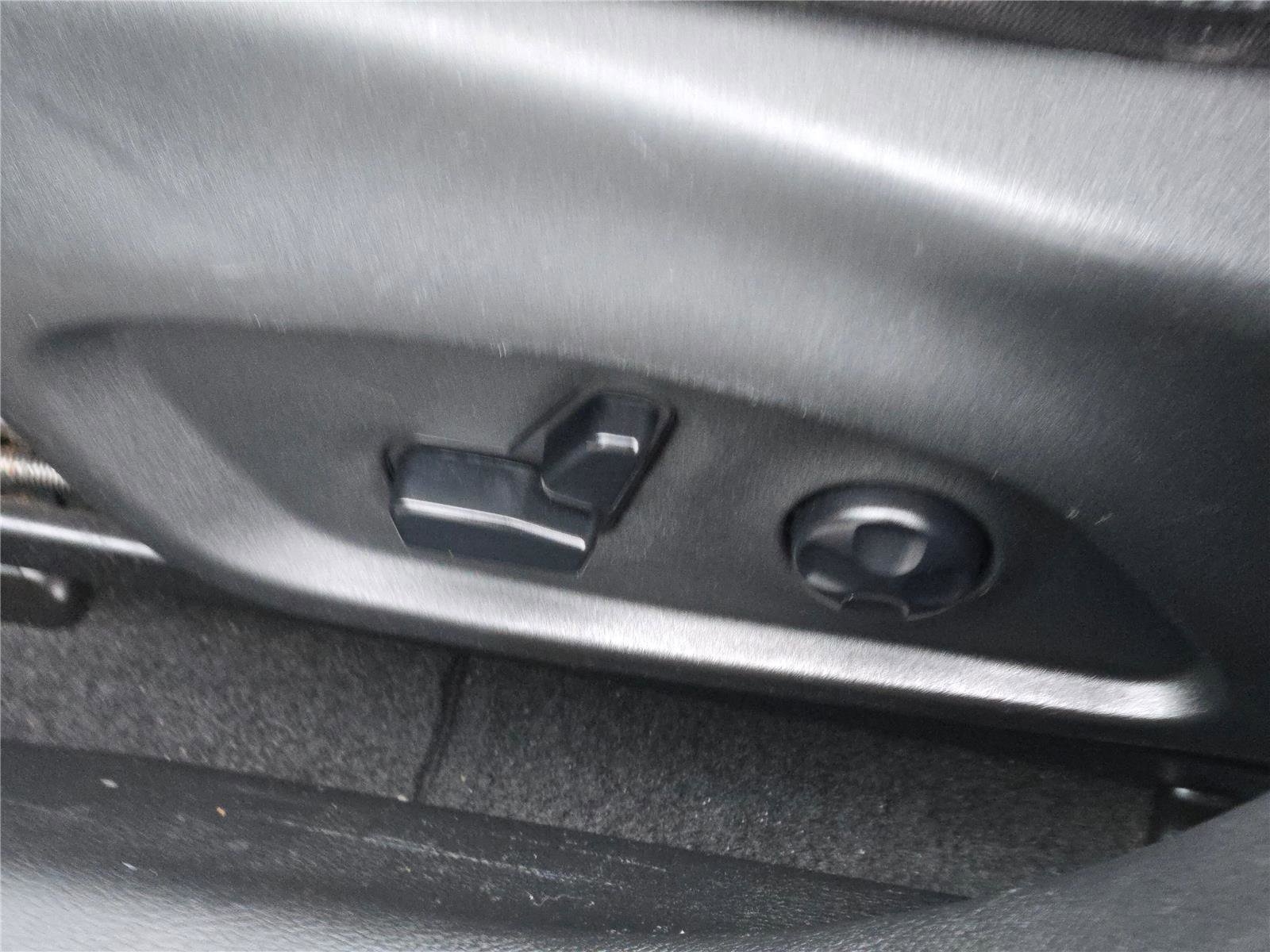 Used 2020 Jeep Compass Limited image 26