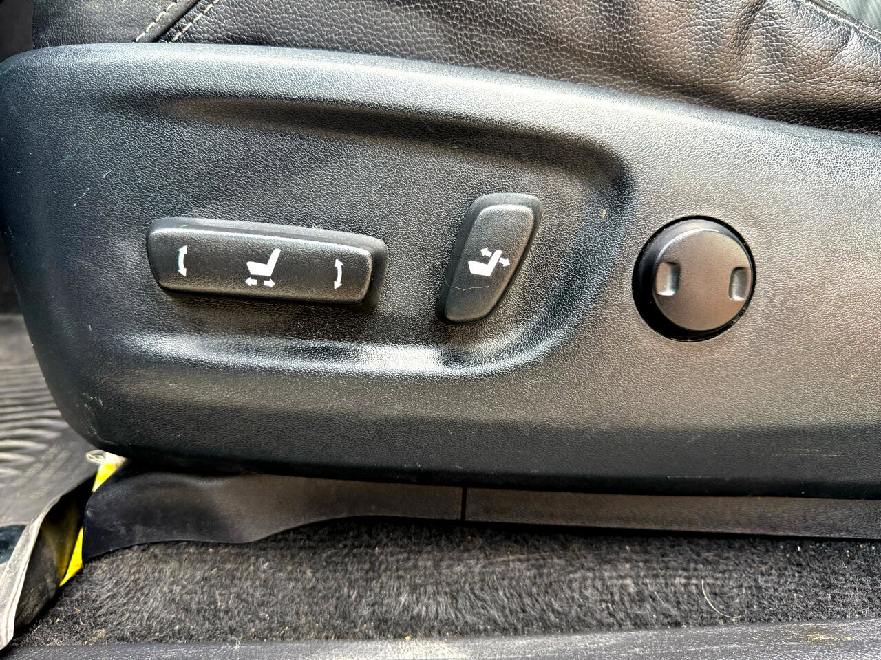Used 2015 Toyota 4Runner SR5 image 19