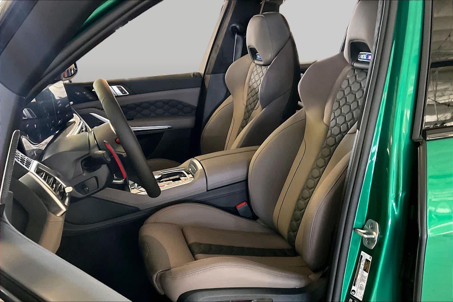 New 2026 BMW X5 M Competition w/ Executive Package AWD/4WD image 9