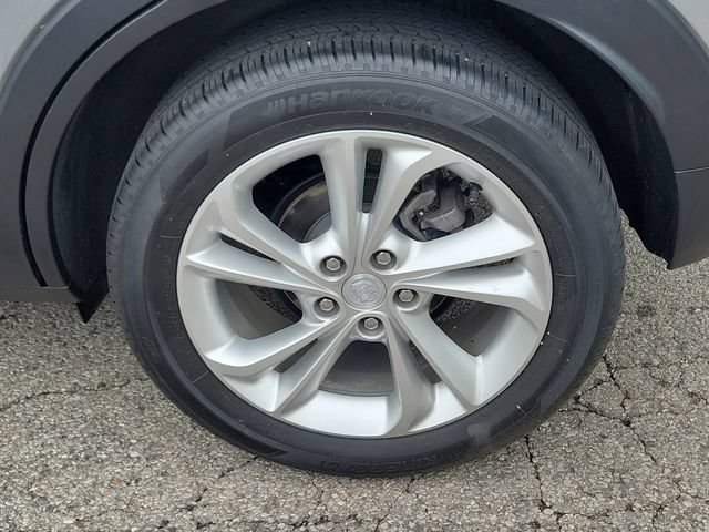 Used 2023 Buick Encore GX Preferred w/ Cold Weather Comfort Package FWD image 5