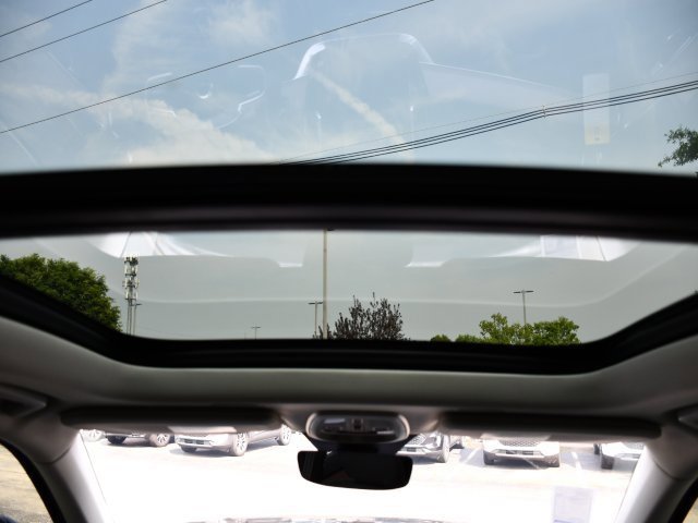 New 2025 Volvo XC90 B6 Plus image 26