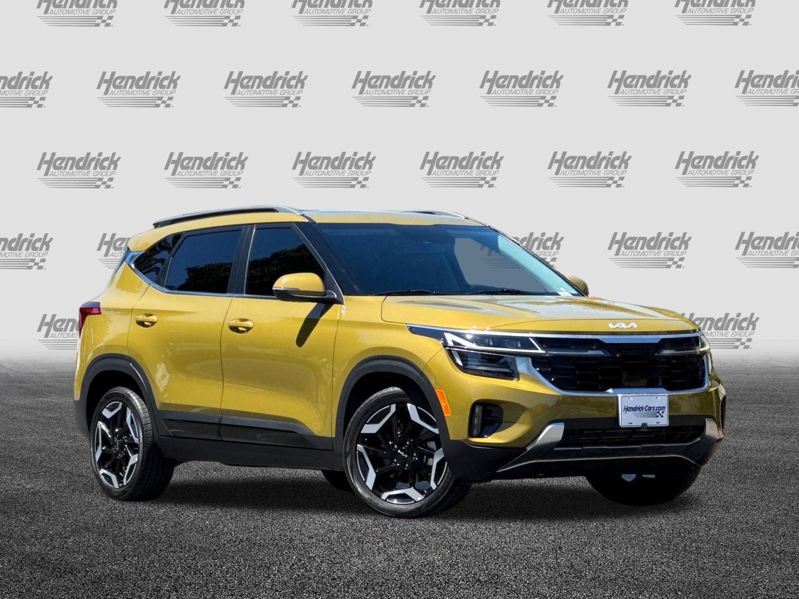 Used 2024 Kia Seltos SX w/ SX Sunroof Package AWD/4WD image 2