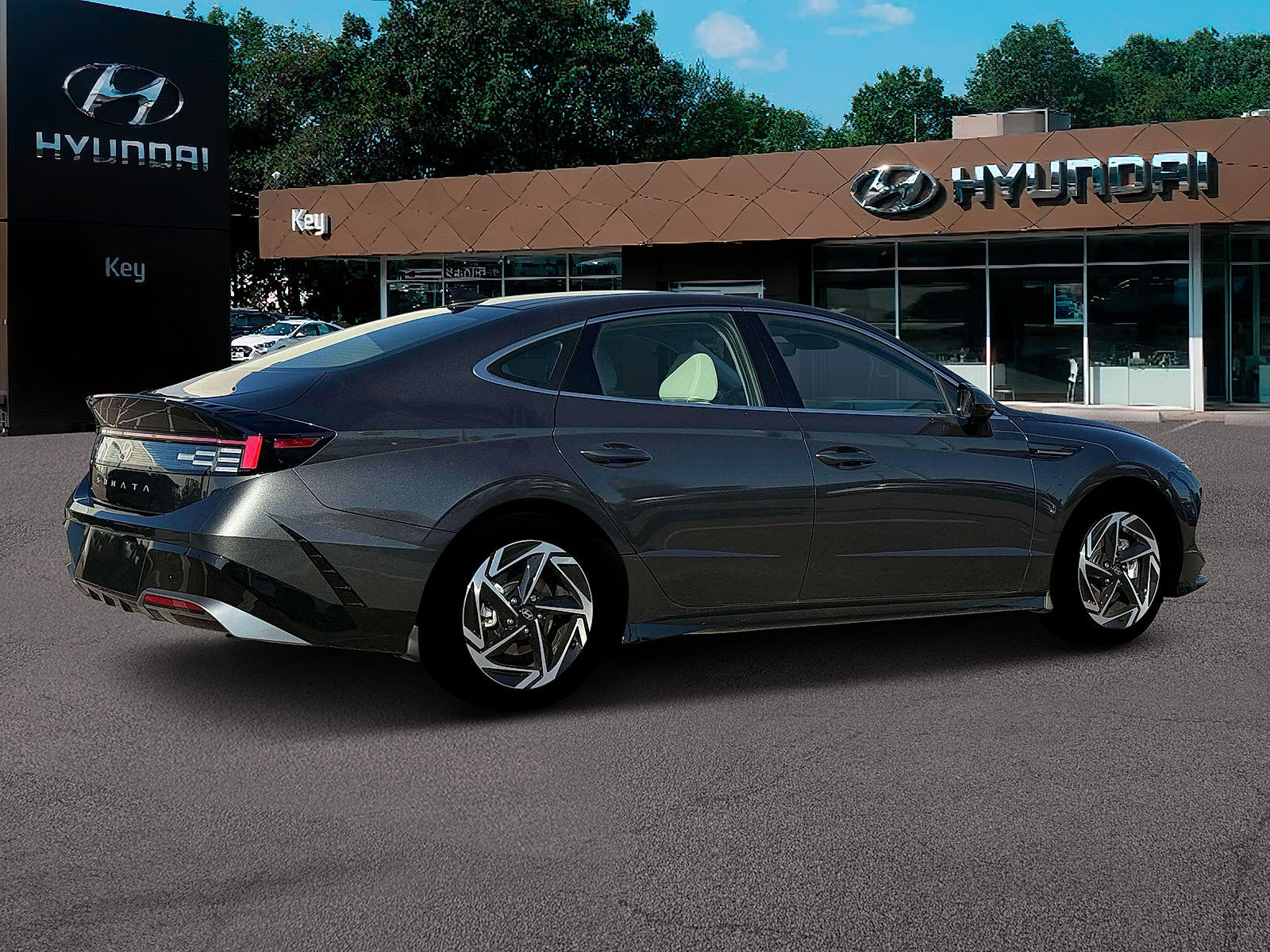 Certified 2025 Hyundai Sonata SEL FWD image 8