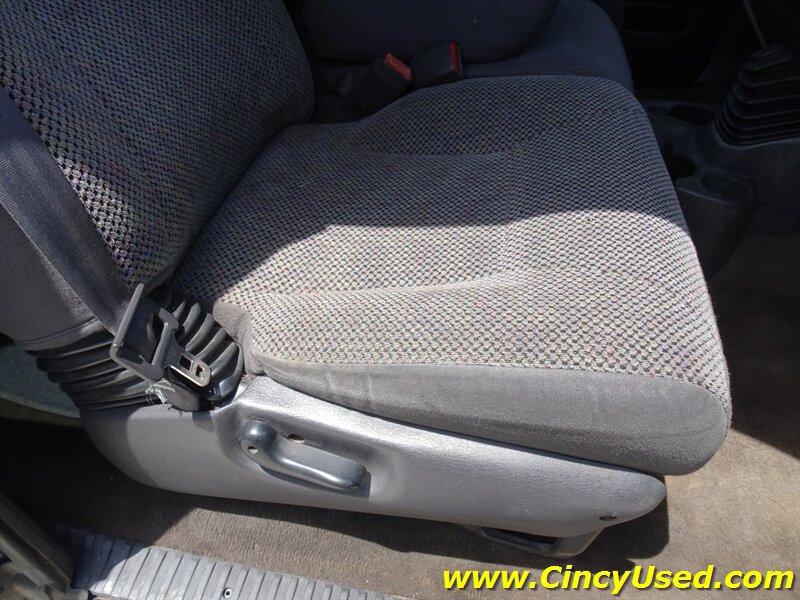 Used 2001 Dodge Ram 3500 Truck 2WD Quad Cab image 27