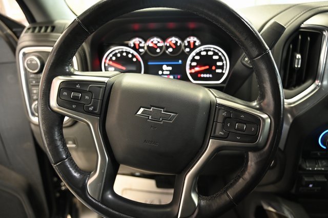 Used 2020 Chevrolet Silverado 1500 LT Trail Boss w/ Midnight Edition image 22