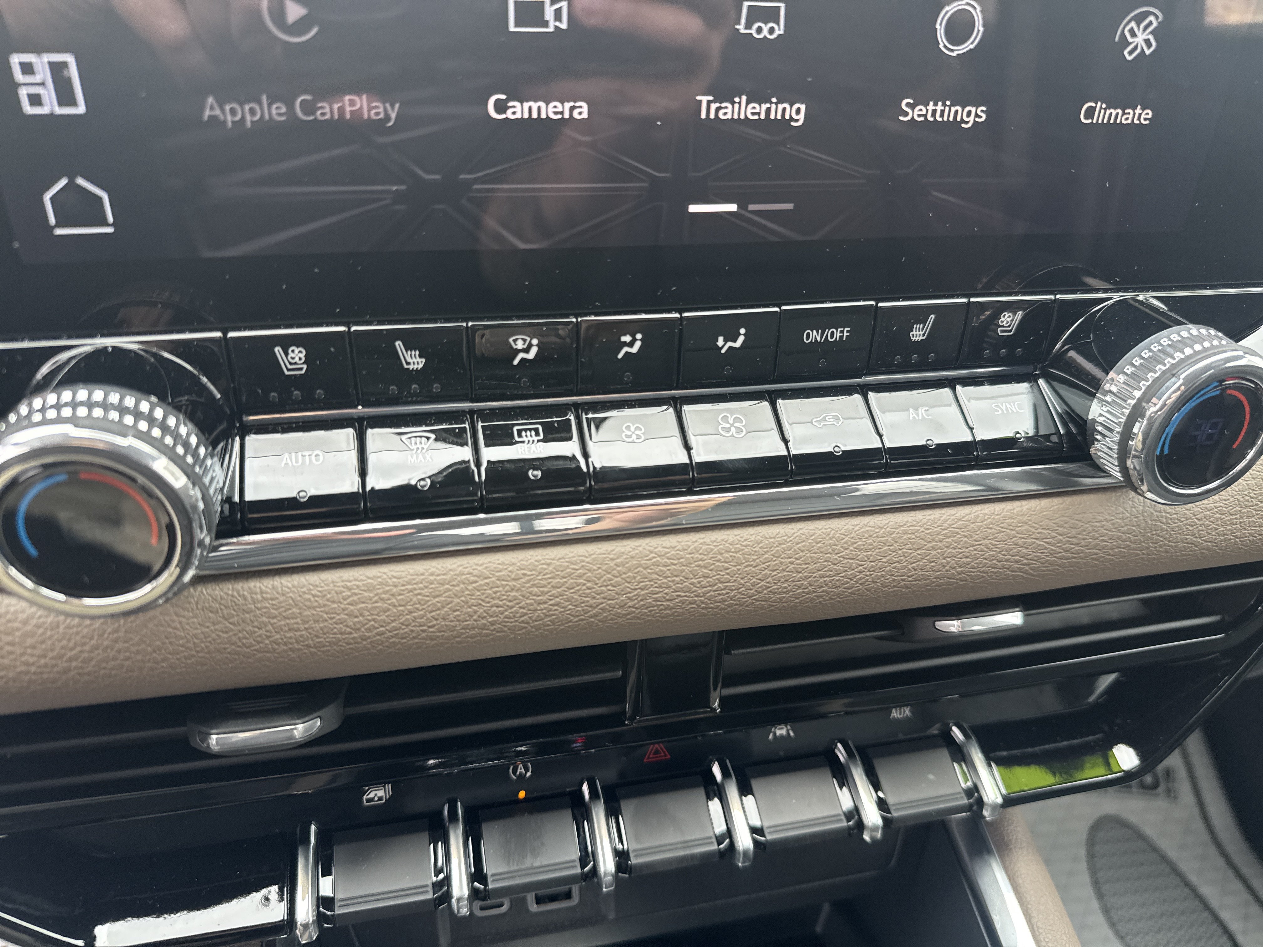 New 2026 GMC Canyon Denali AWD/4WD image 25