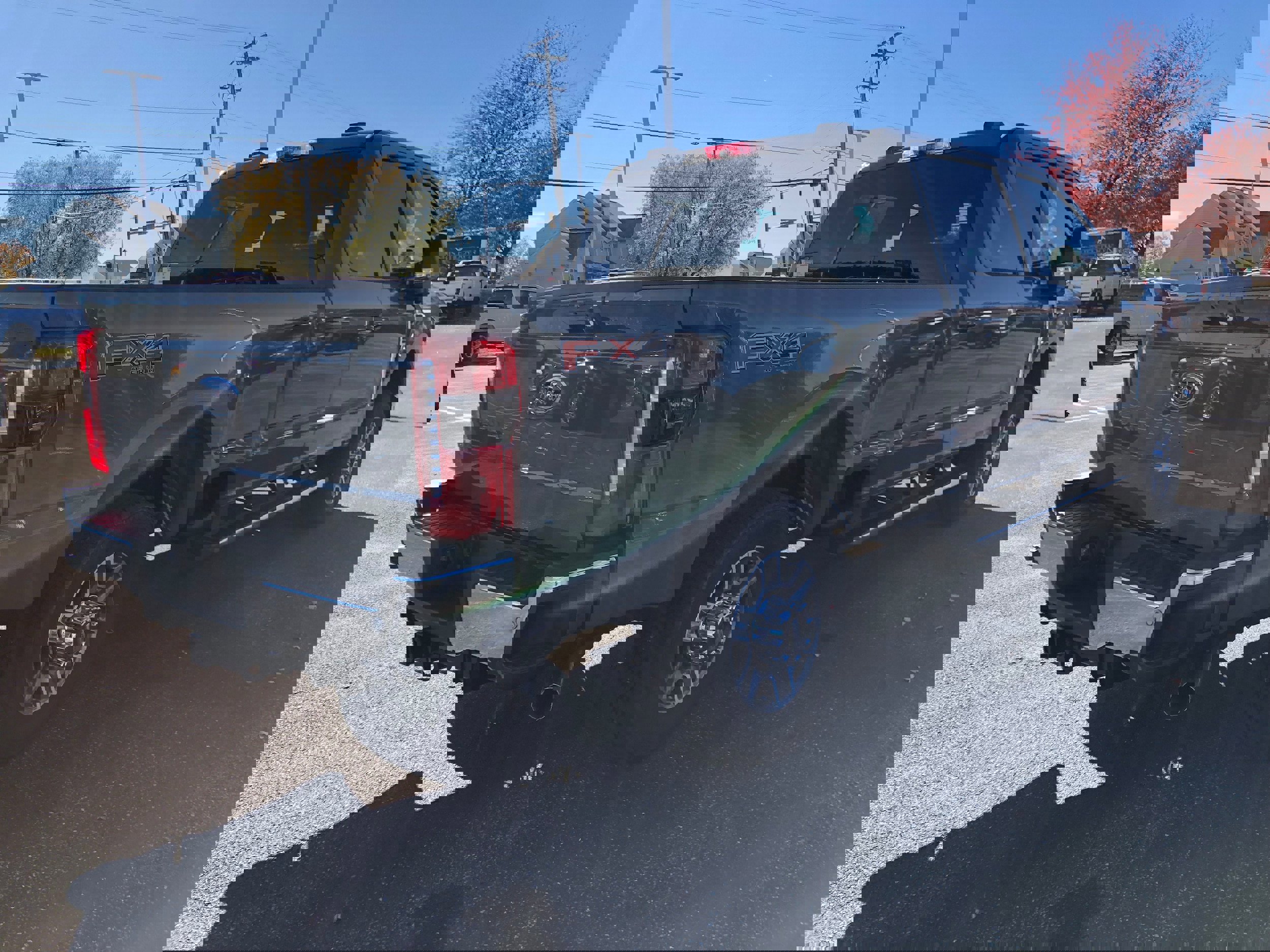 New 2026 Ford F250 Lariat w/ FX4 Off-Road Package image 5