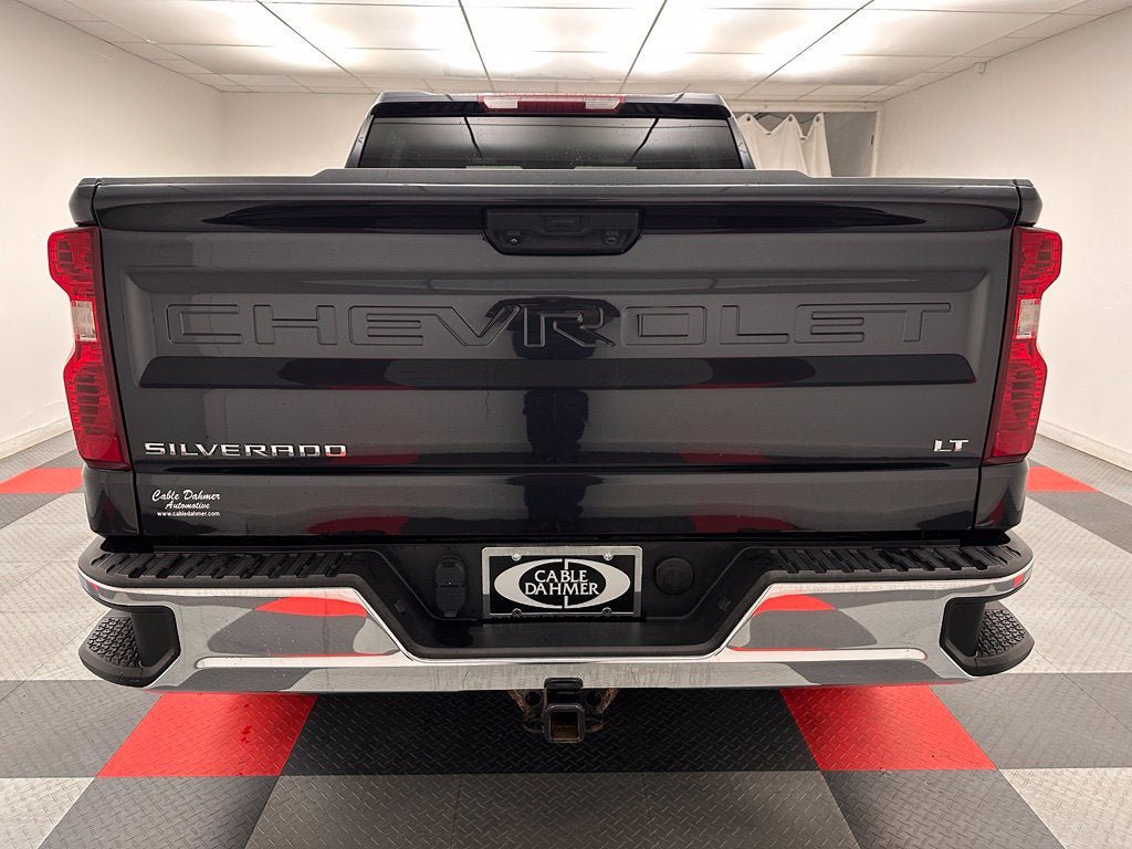 Used 2023 Chevrolet Silverado 1500 LT AWD/4WD image 5