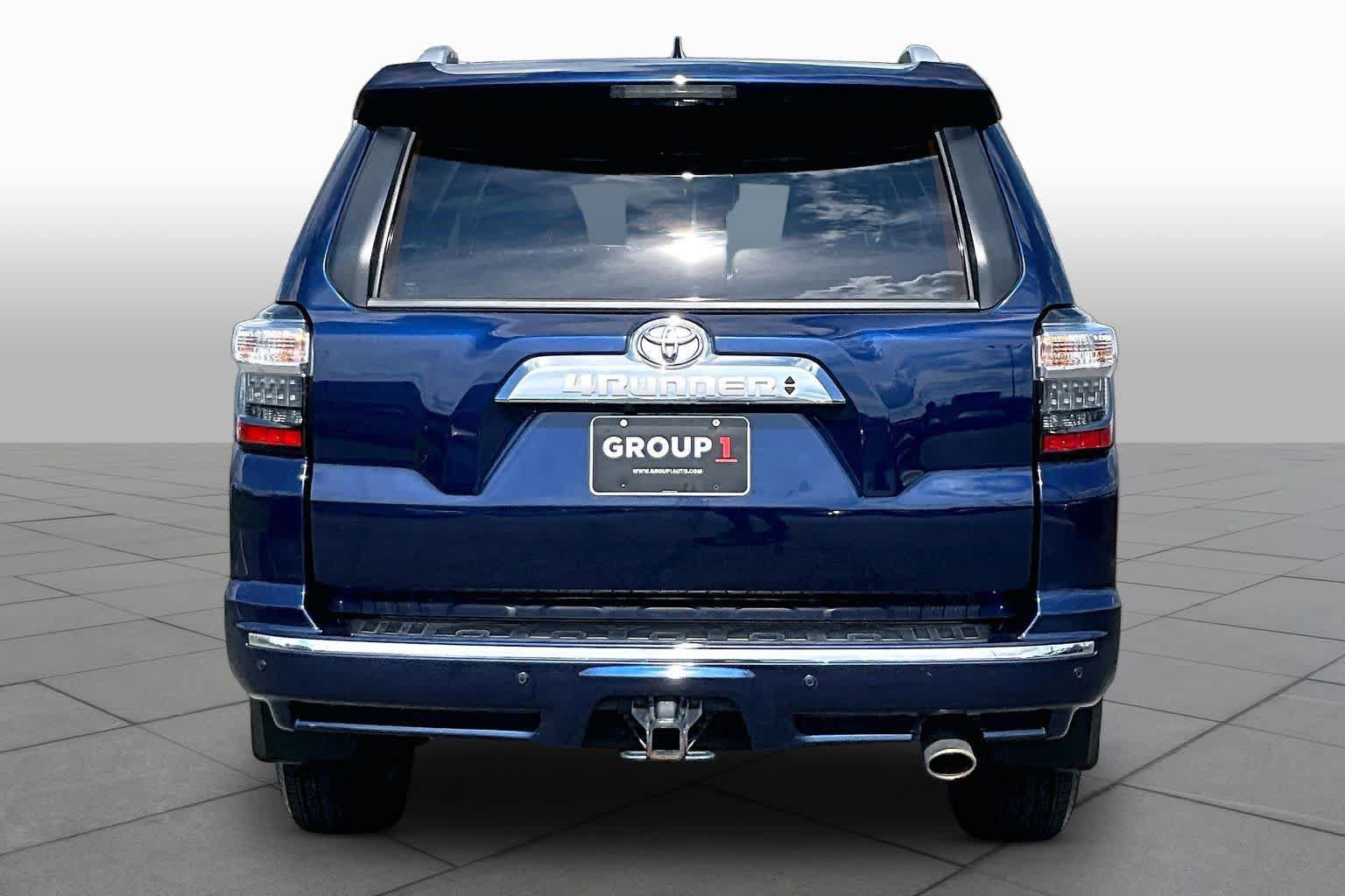 Used 2023 Toyota 4Runner Limited AWD/4WD image 5