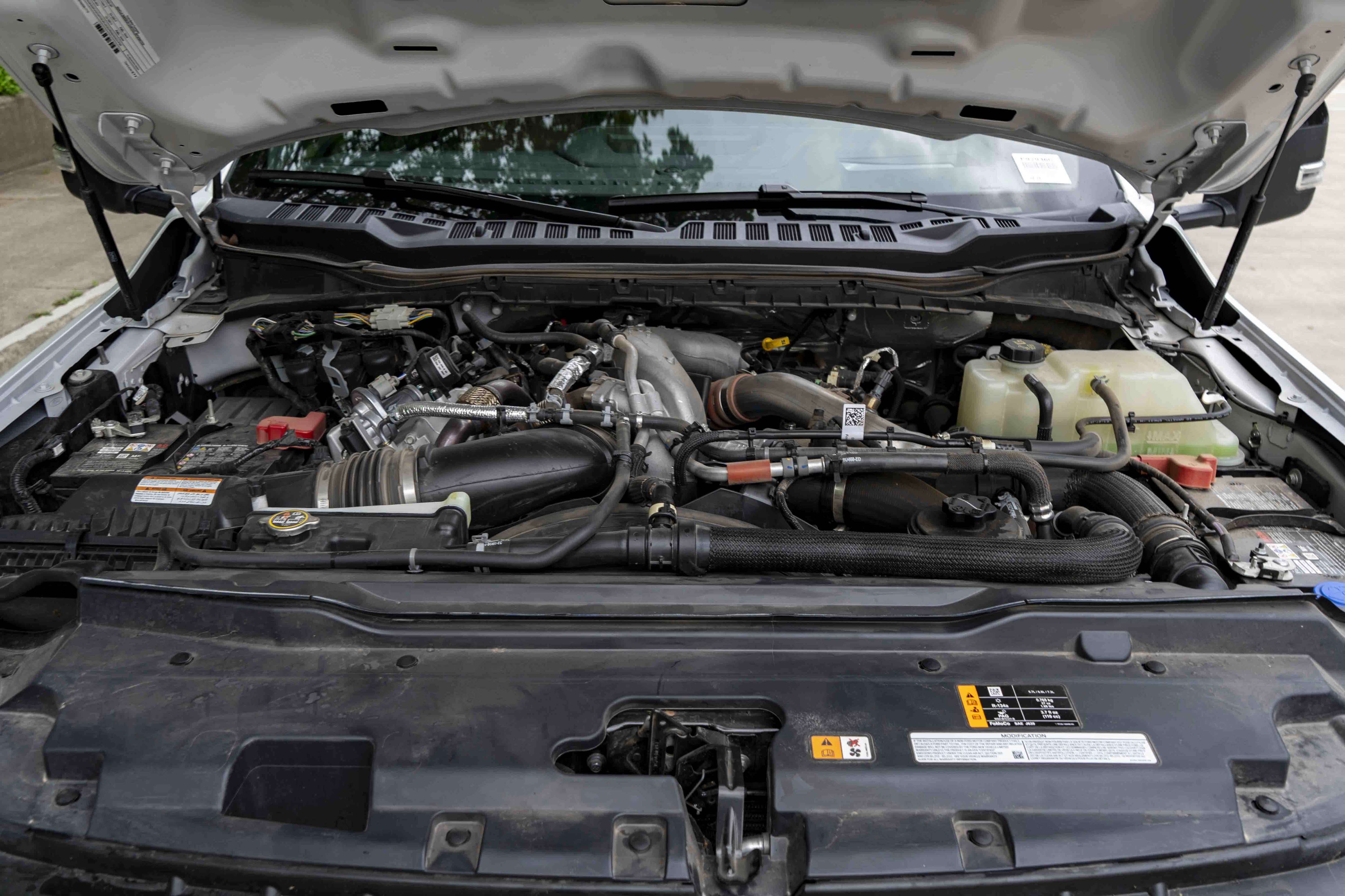 Used 2025 Ford F450 Lariat w/ Lariat Ultimate Package AWD/4WD image 42