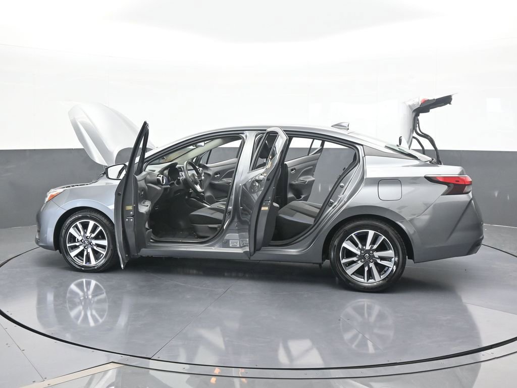 Used 2023 Nissan Versa SV image 71