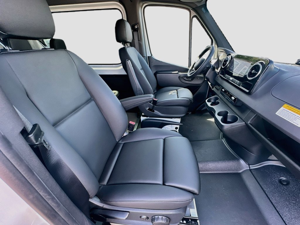 New 2026 Mercedes-Benz Sprinter 2500 image 26