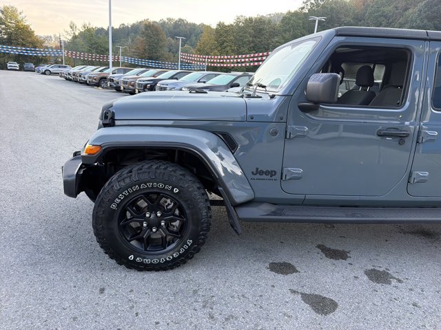 Used 2025 Jeep Gladiator Sport AWD/4WD image 10