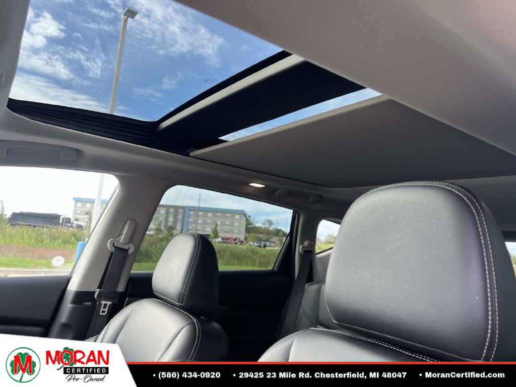 Used 2022 Nissan Murano SL AWD/4WD image 17