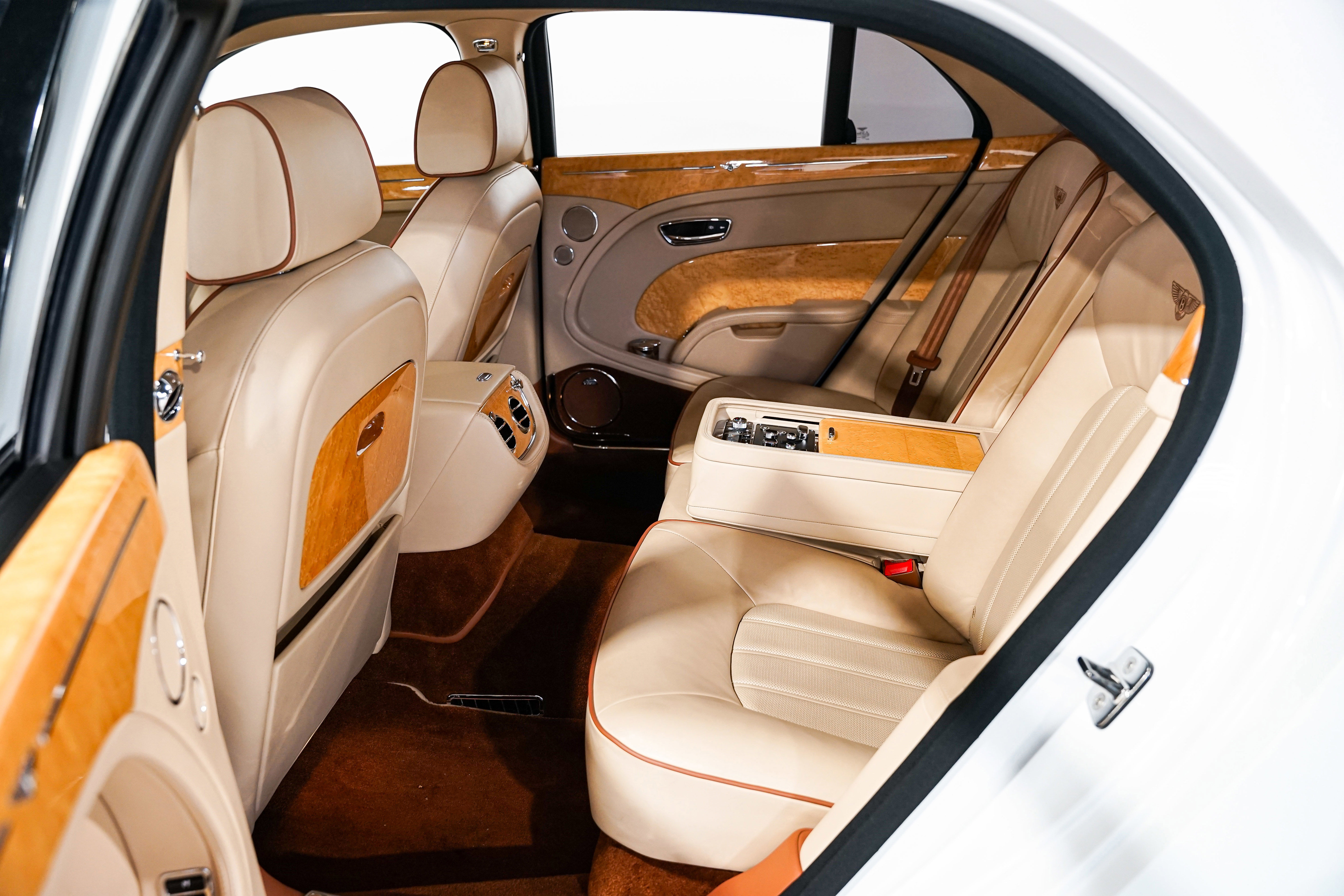 Used 2012 Bentley Mulsanne image 39