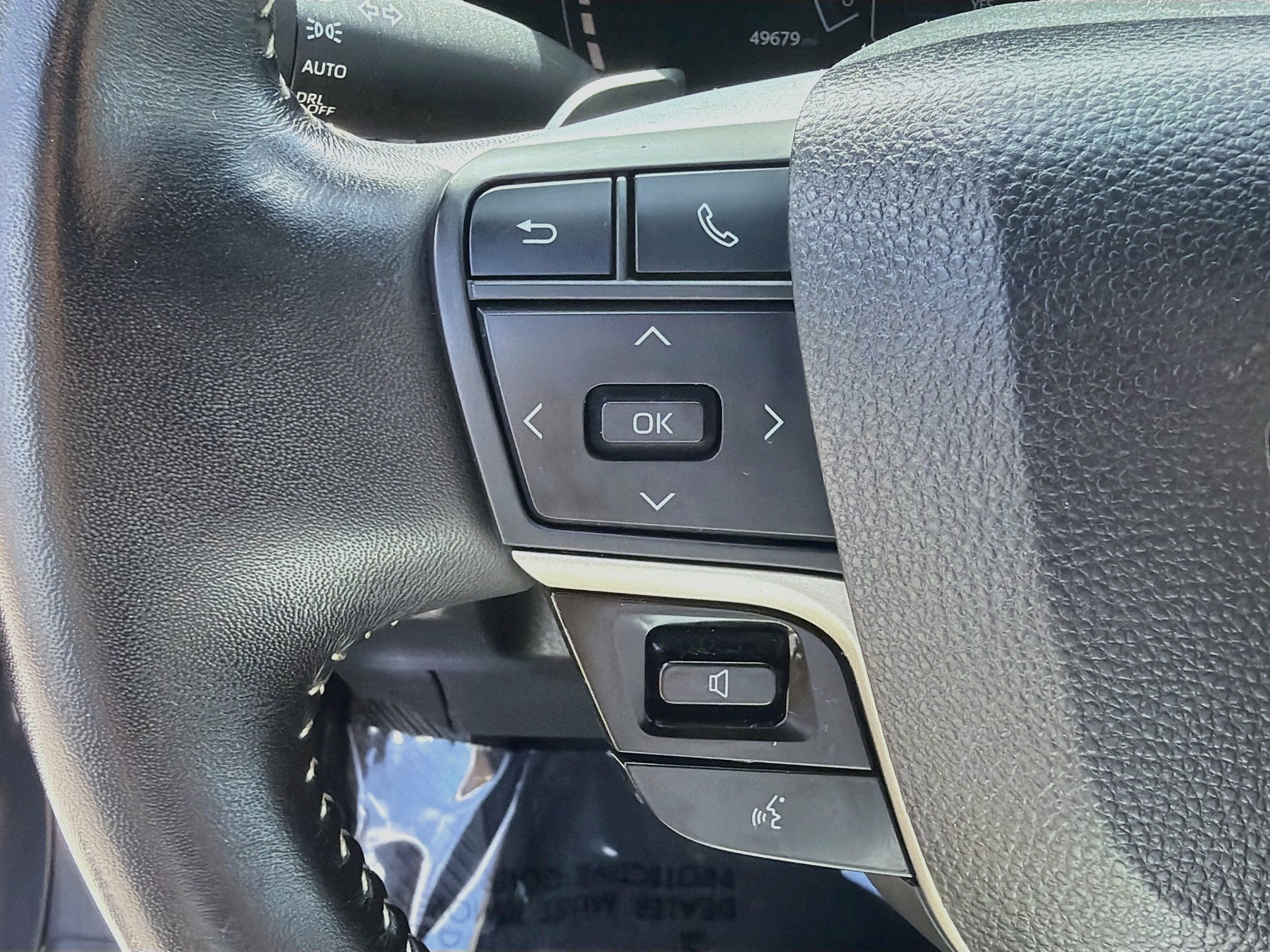 Used 2025 Toyota Camry SE FWD image 35