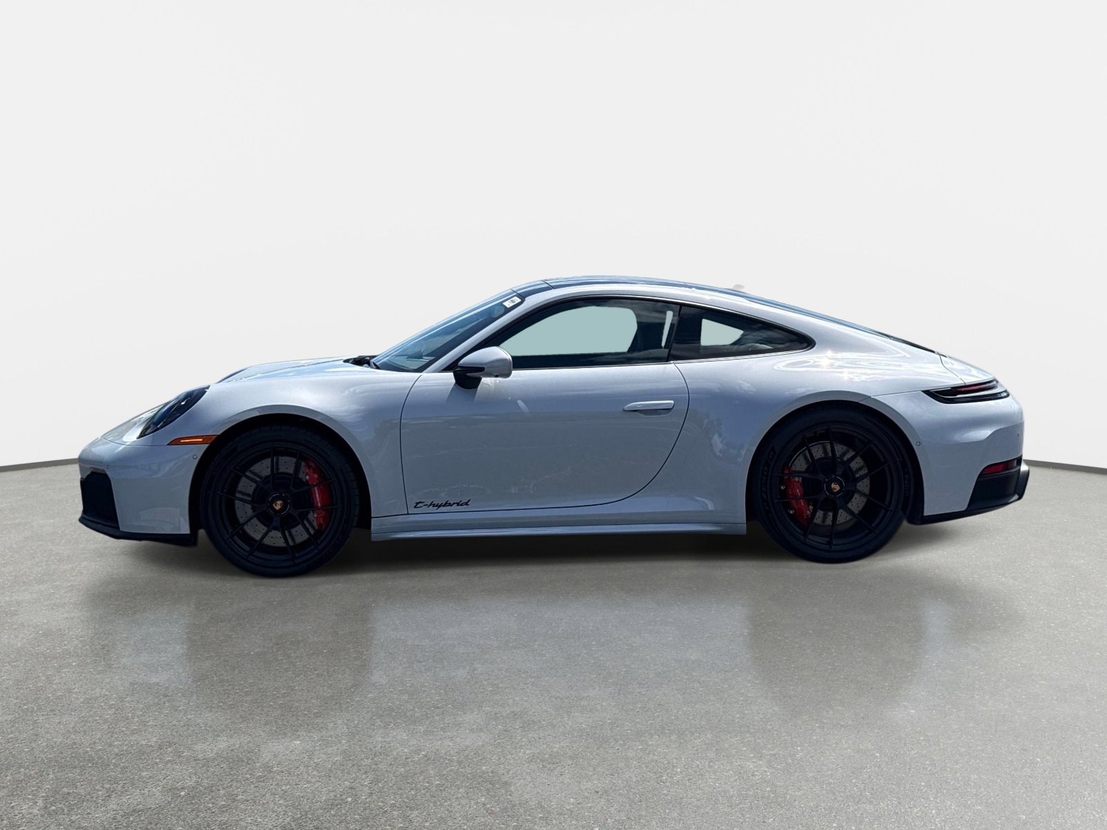 Used 2026 Porsche 911 Carrera 4 GTS AWD/4WD image 6