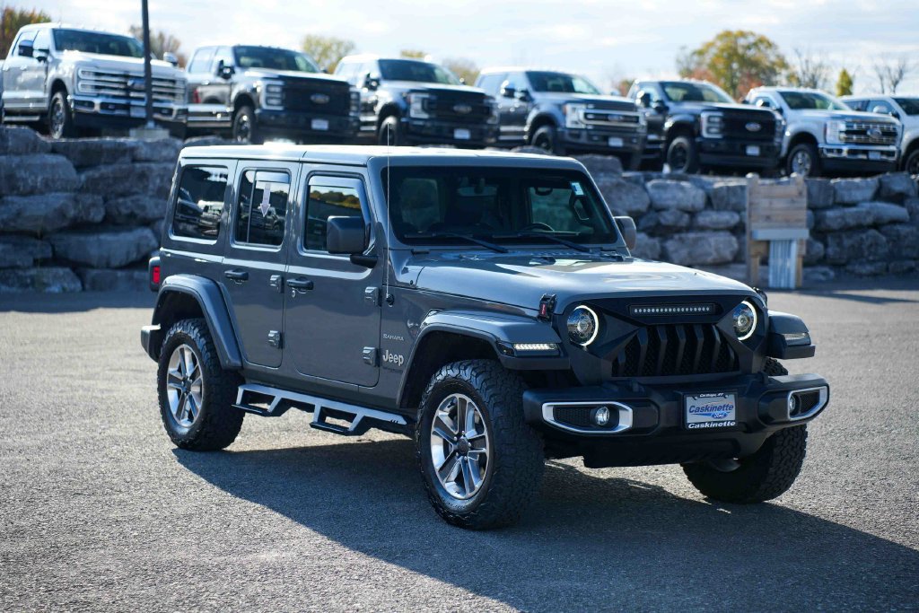 Used 2021 Jeep Wrangler Unlimited Sahara AWD/4WD image 3