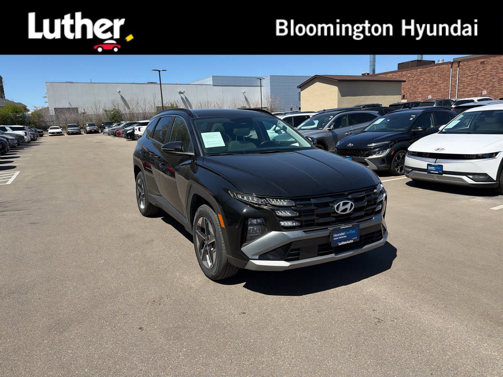 Certified 2025 Hyundai Tucson SEL AWD/4WD image 1