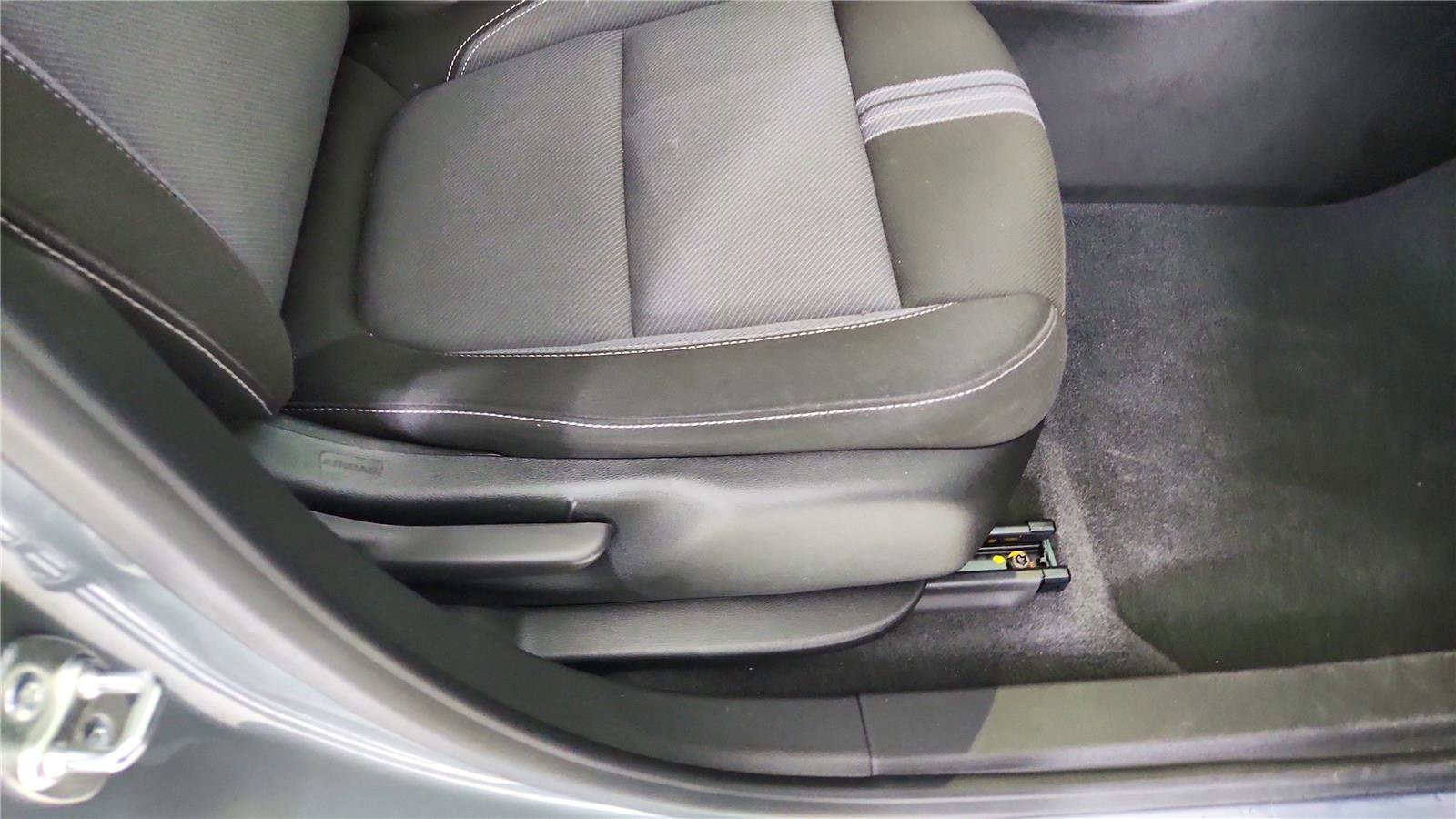 Used 2024 Chevrolet Blazer LT image 35